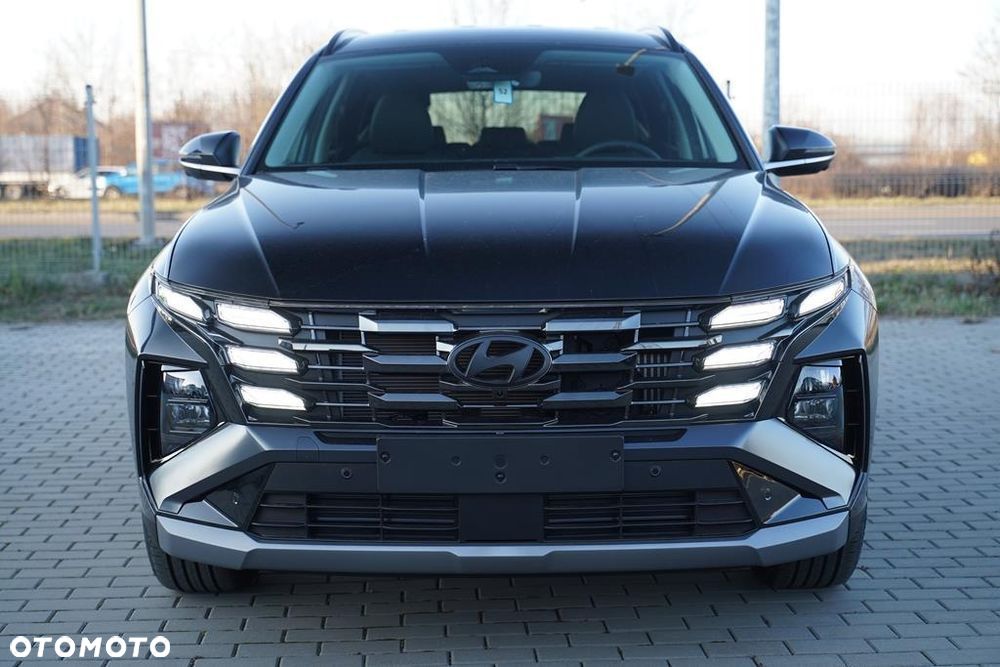 Hyundai Tucson 1.6 T-GDi HEV Executive 4WD - 2