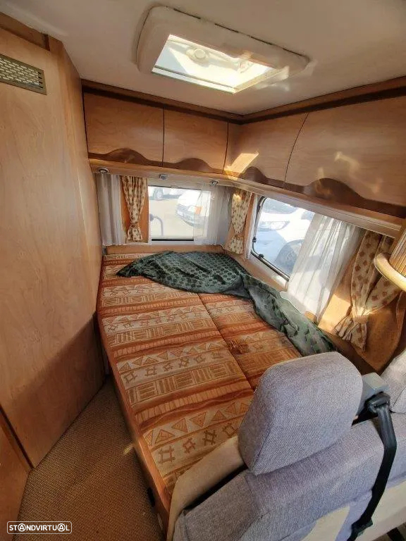 Burstner T-Modelo 595  cama Francesa - 7
