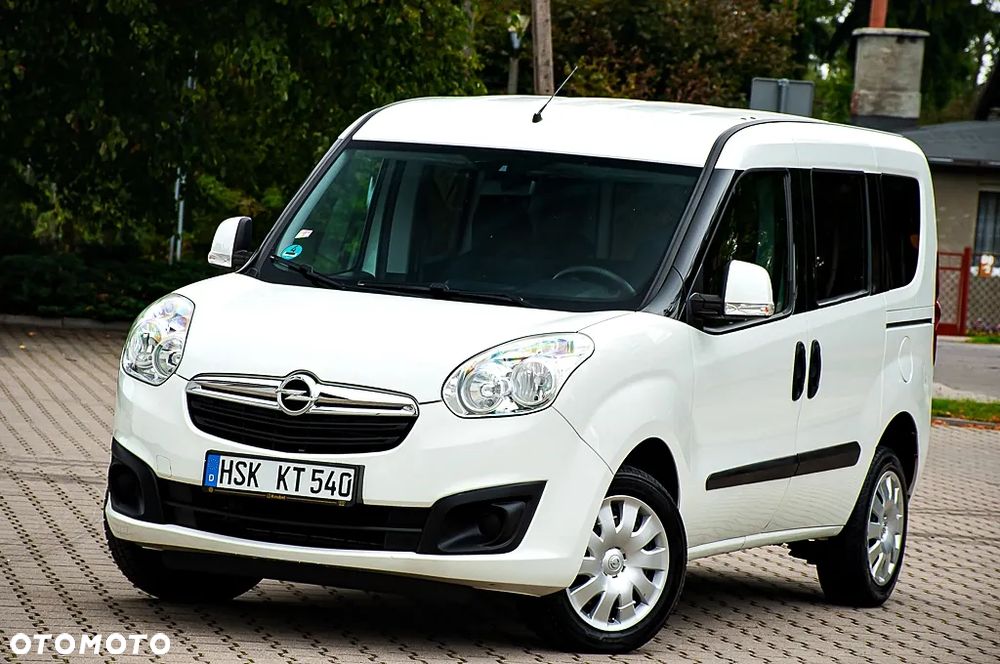 Opel Combo 1.4 Cosmo Eu6 - 12