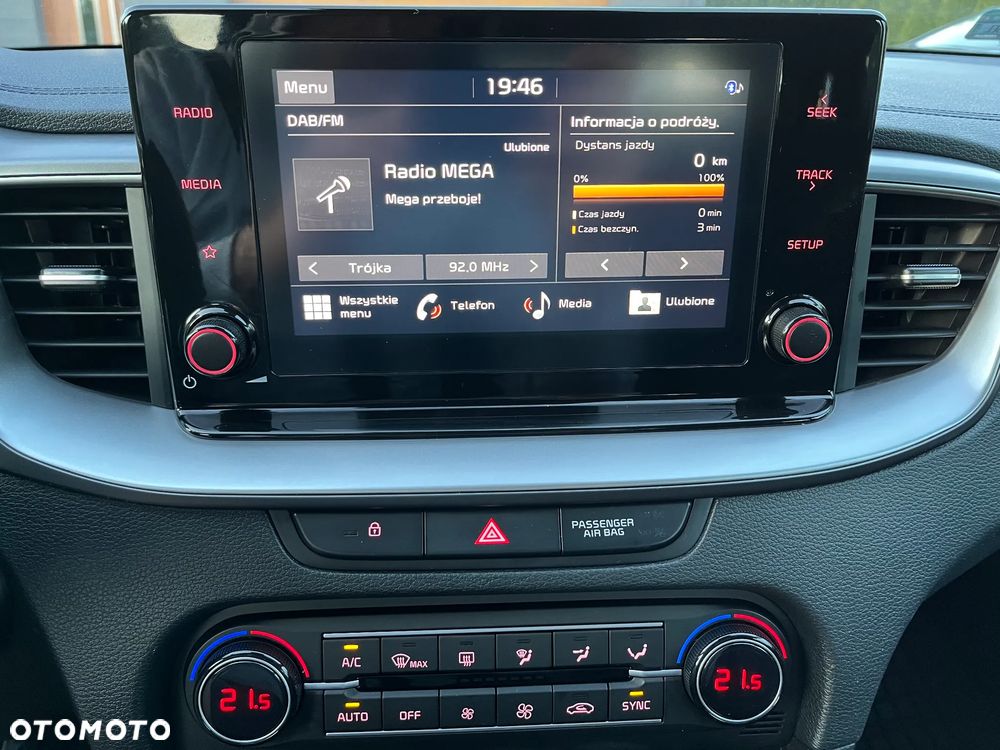 Kia Ceed 1.6 CRDi mHEV M - 12