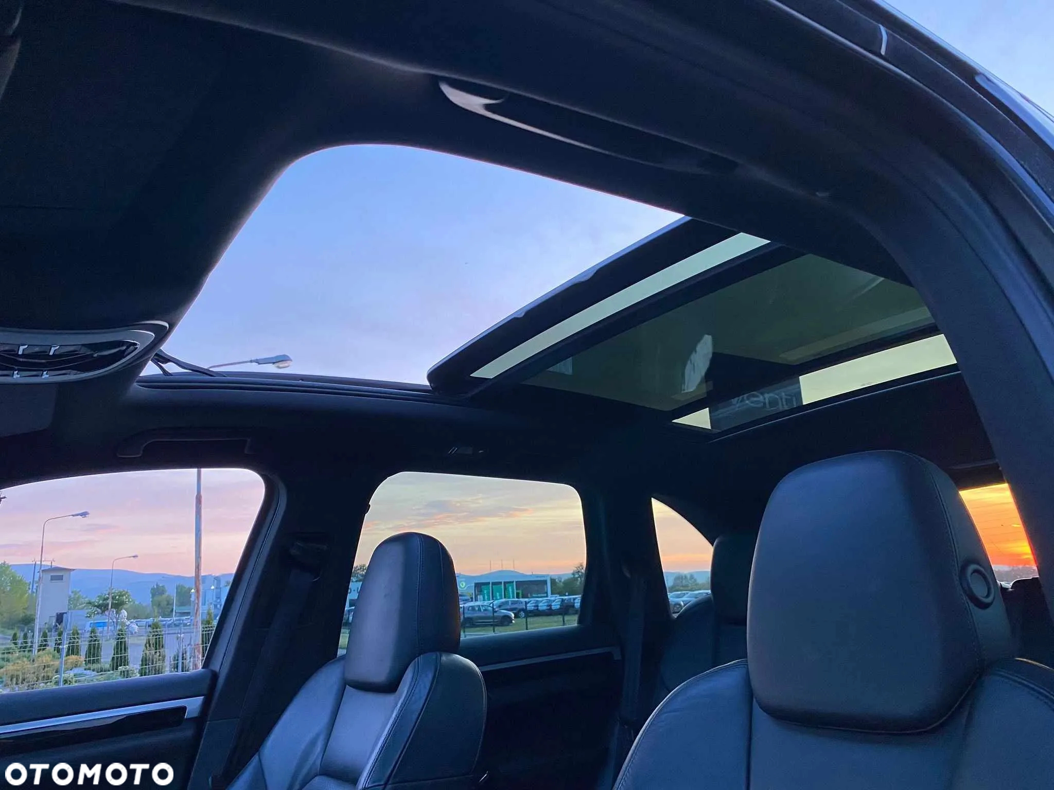 Porsche Cayenne Diesel Platinum Edition - 26