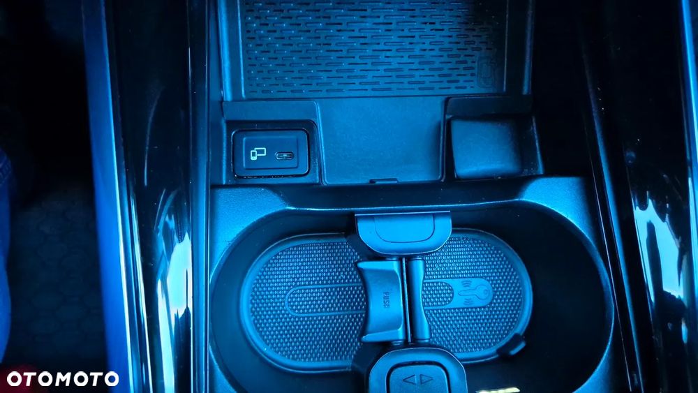 Mercedes-Benz Klasa B 180 Progressive 7G-DCT - 29