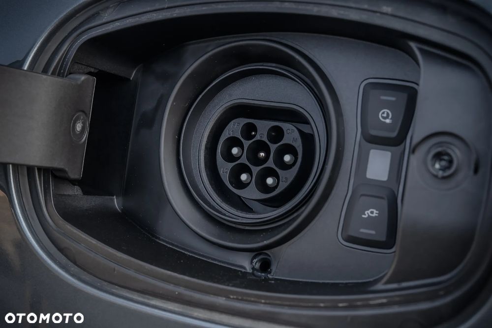 Porsche Cayenne E-Hybrid PHEV - 11