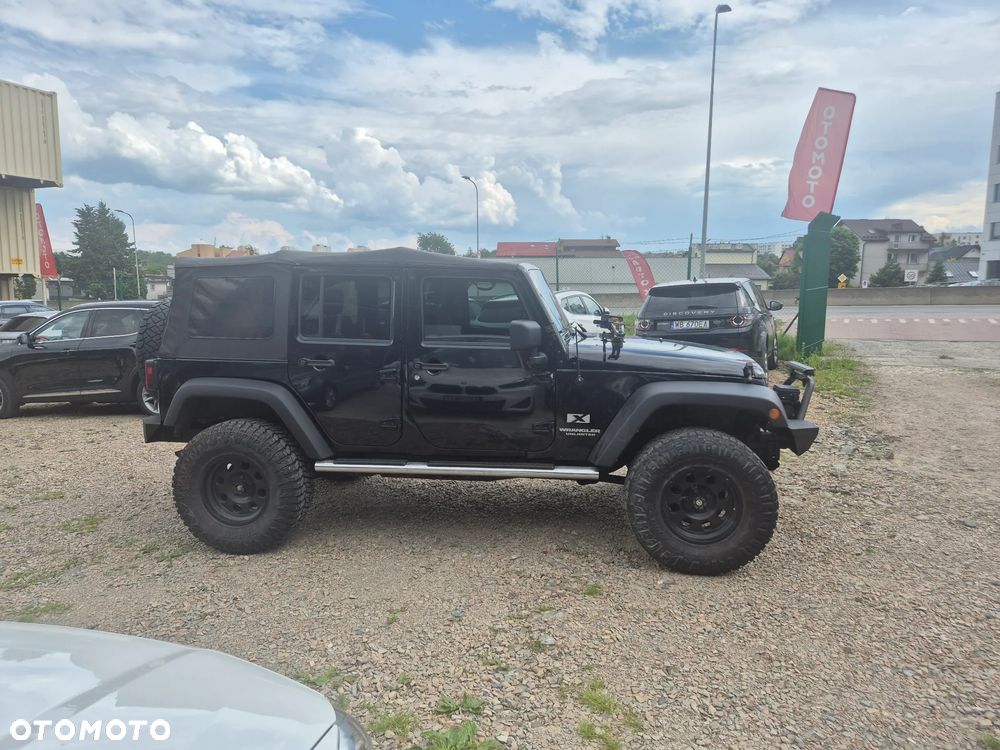 Jeep Wrangler Unlimited 3.8 Sport - 2