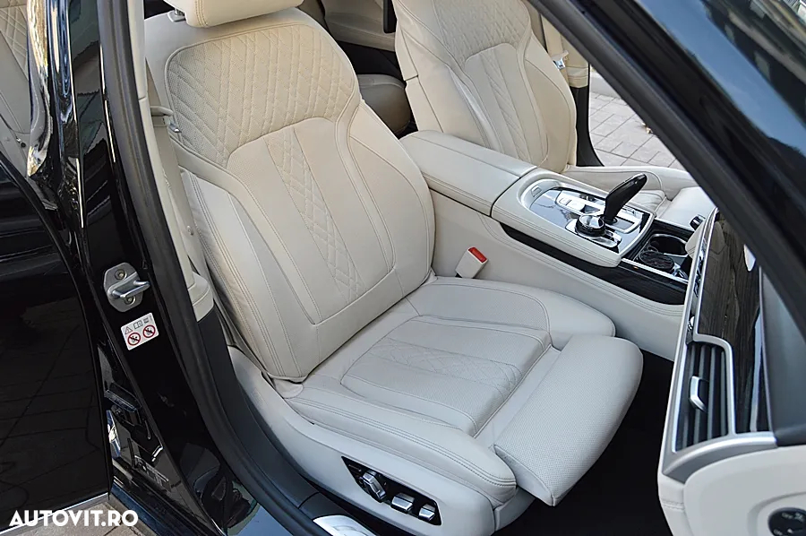 BMW Seria 7 740Ld xDrive - 36