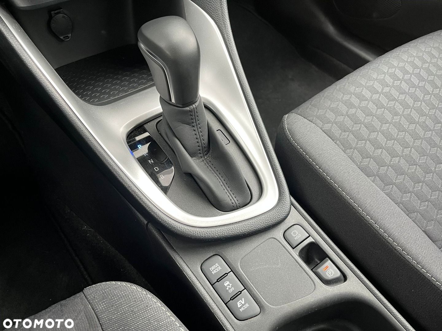 Toyota Yaris - 19