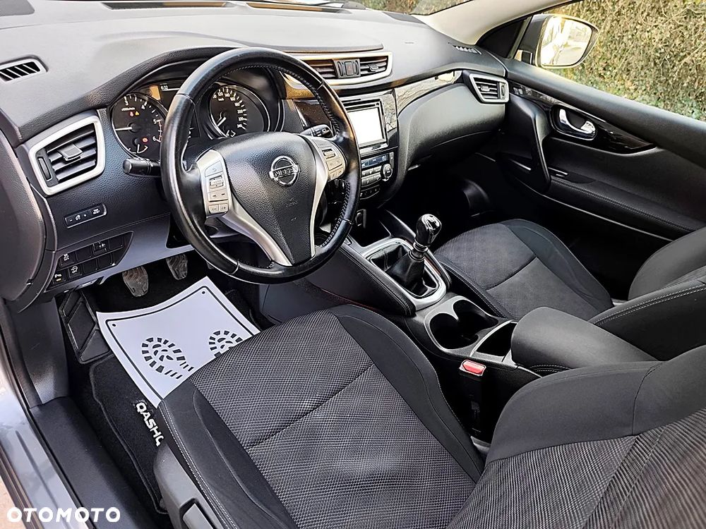 Nissan Qashqai 1.5 dCi DPF acenta - 9