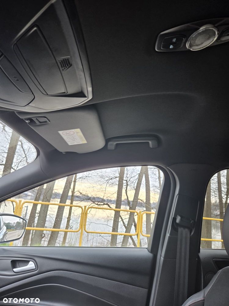 Ford Kuga 2.0 TDCi 4x4 ST-Line - 14