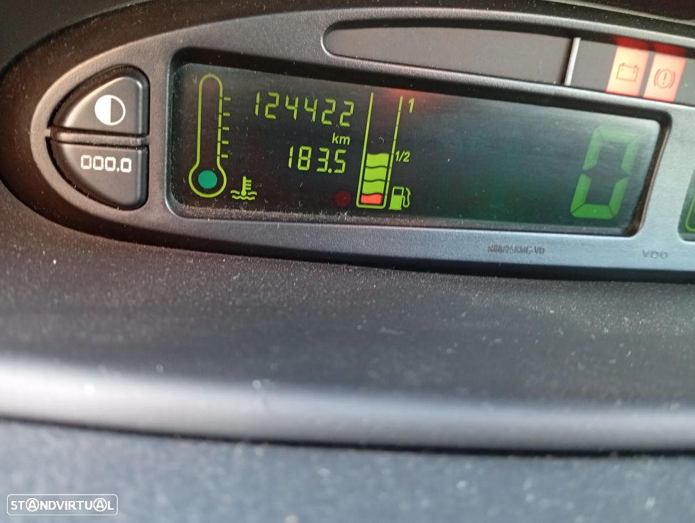 Citroën C4 Picasso 1.6 HDi - 14