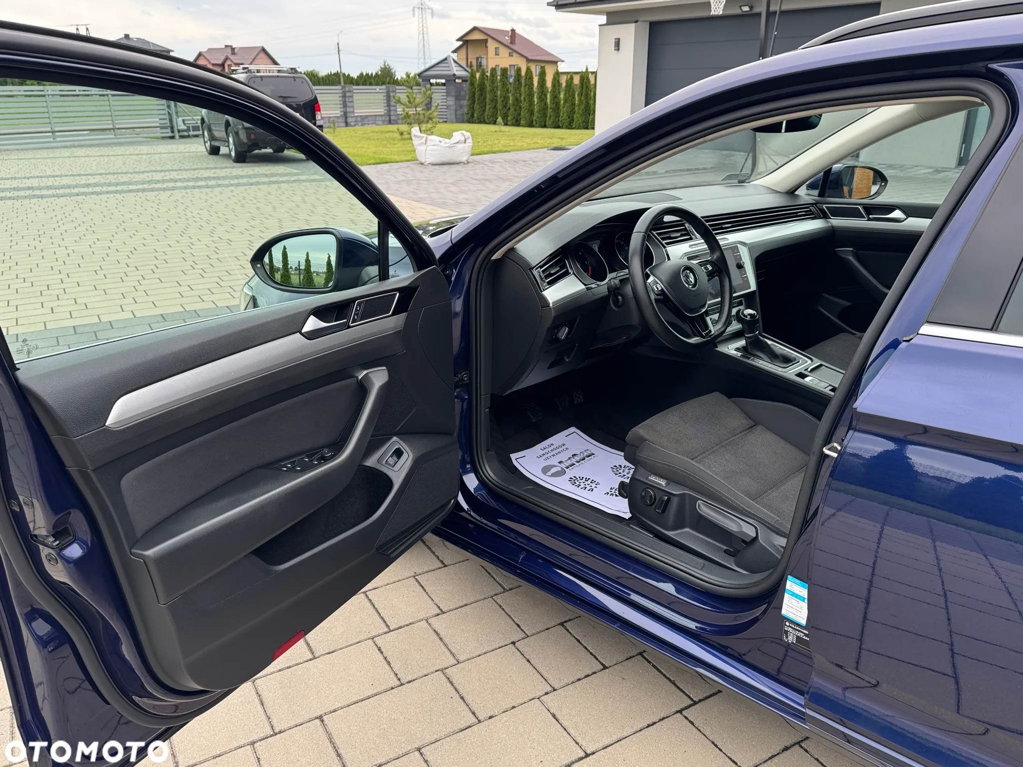 Volkswagen Passat 2.0 TDI BMT Highline - 25