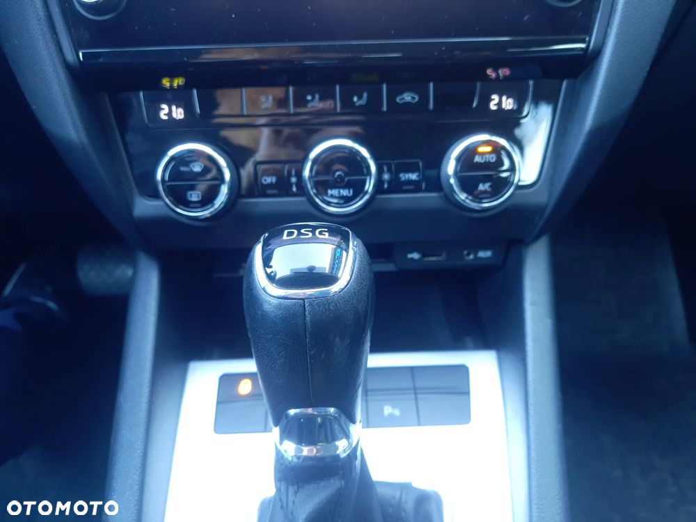 Skoda Octavia 2.0 TDI Ambition DSG EU6 - 17