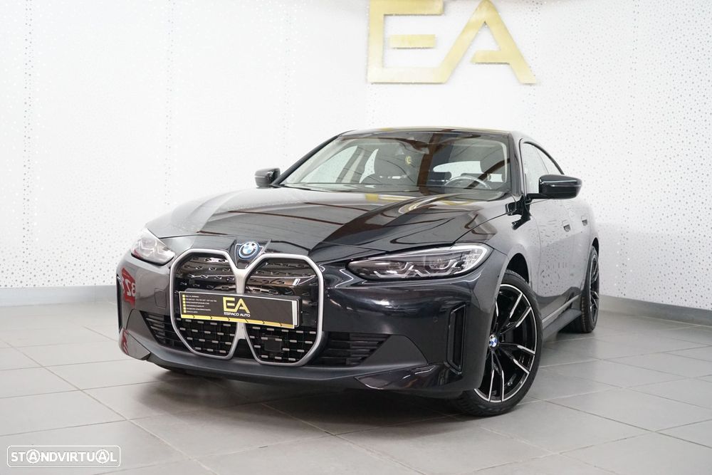 BMW i4 eDrive40 Desportiva M - 3