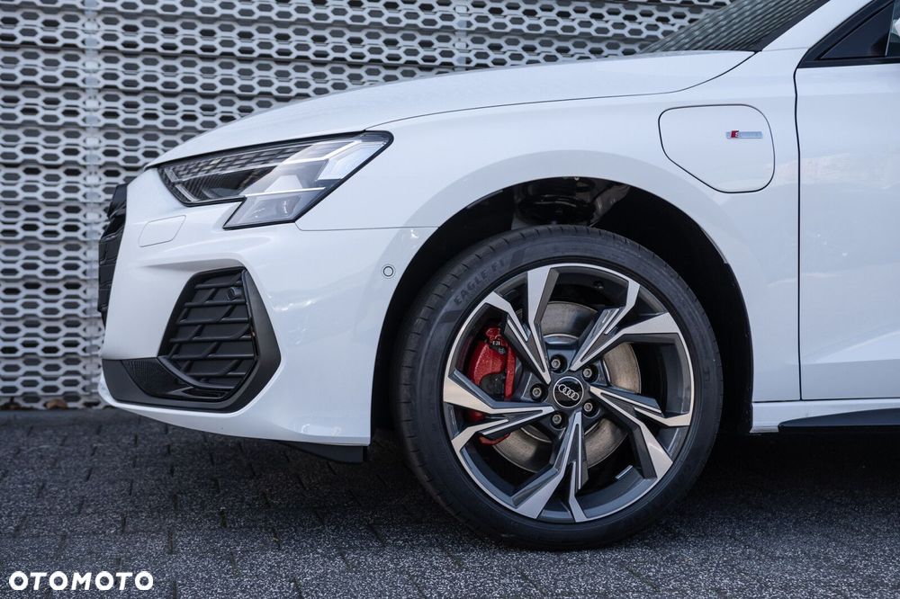 Audi A3 Sportback - 6