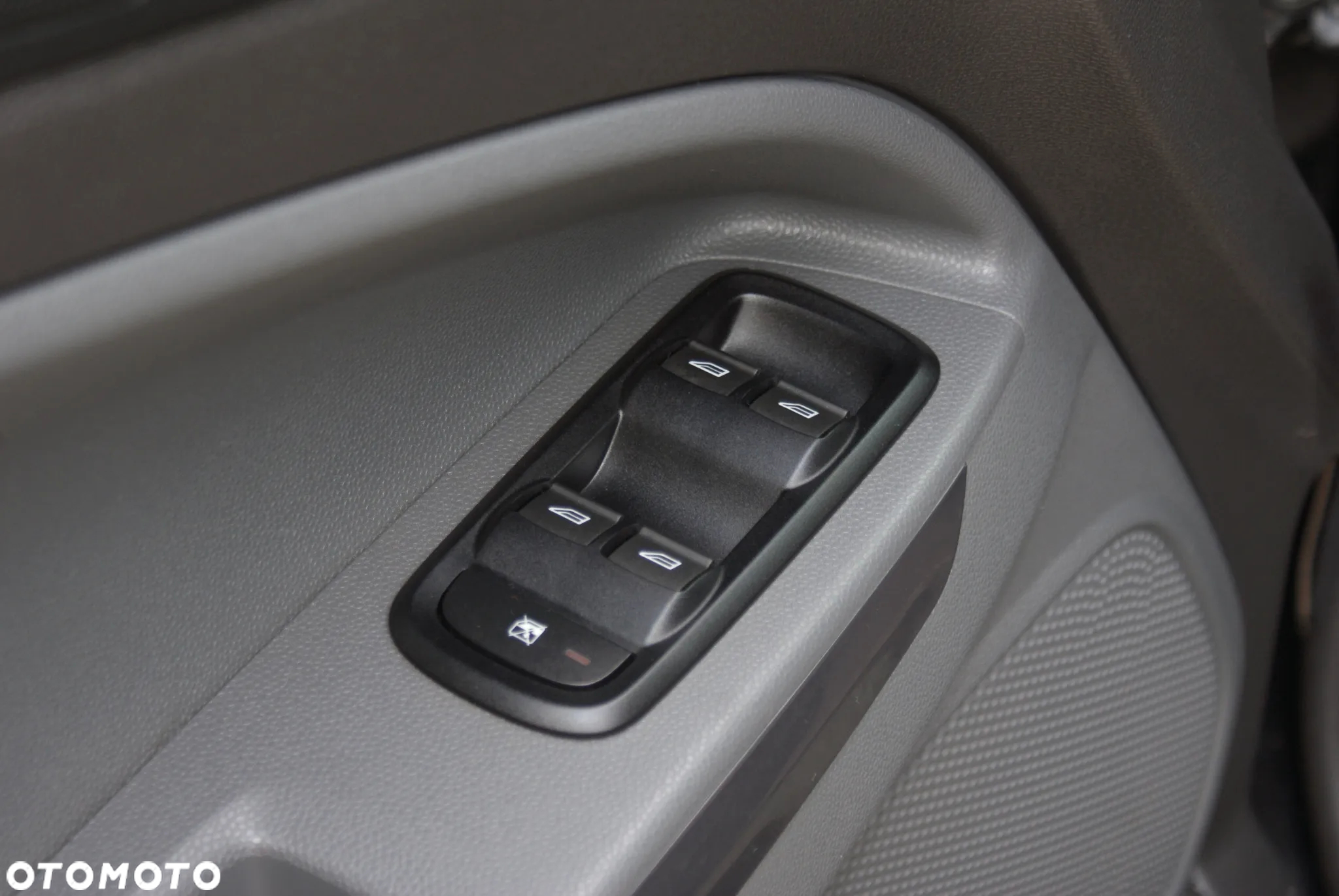 Ford EcoSport 1.0 EcoBoost TITANIUM - 4