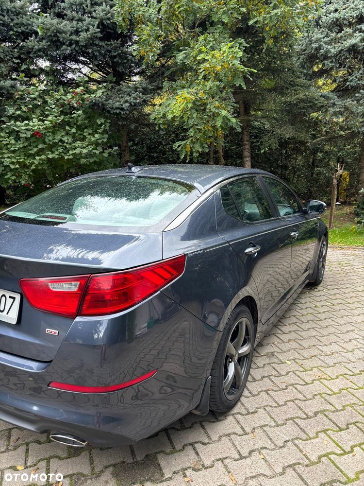 Kia Optima - 7