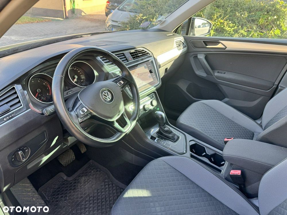 Volkswagen Tiguan - 6