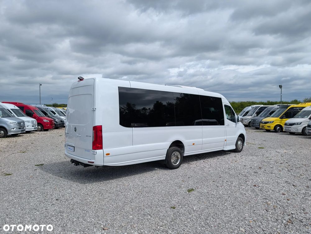 Mercedes-Benz Sprinter 517 - 4
