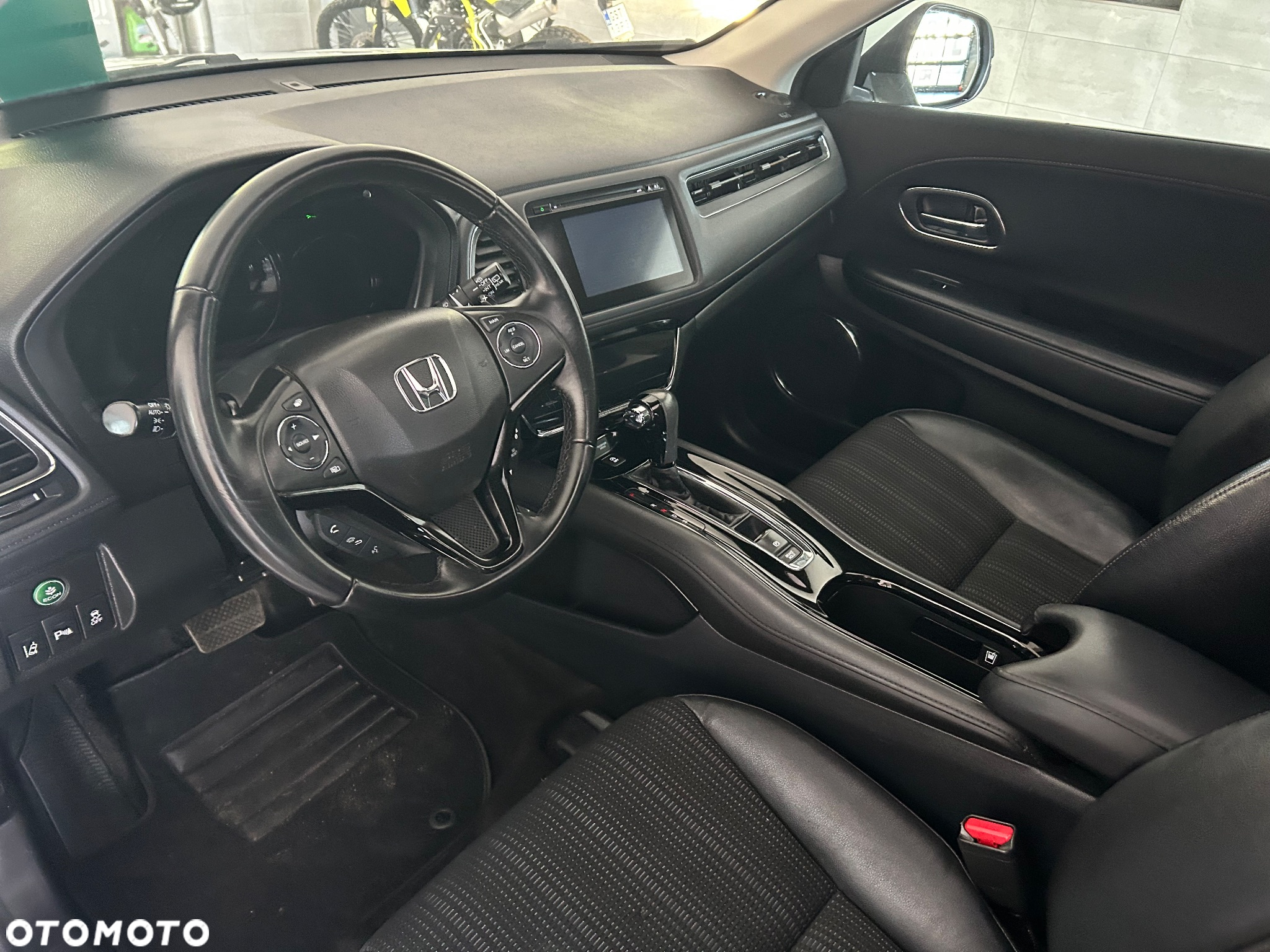 Honda HR-V 1.5 Elegance (ADAS/Honda Connect+) CVT - 38