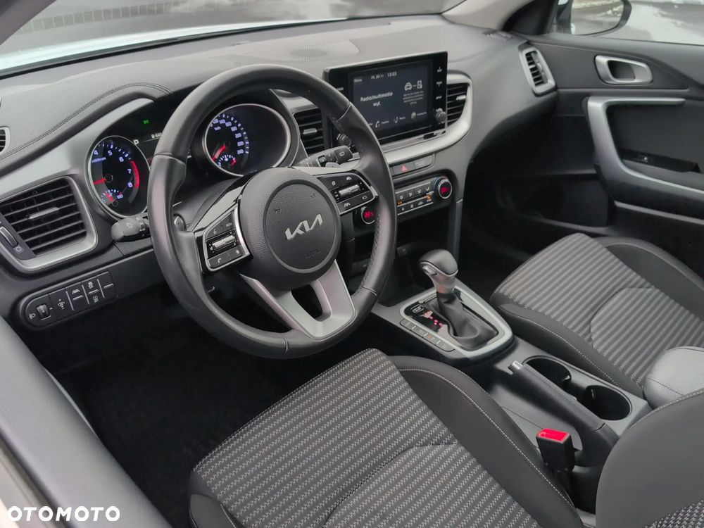 Kia Ceed 1.5 T-GDI M DCT - 9