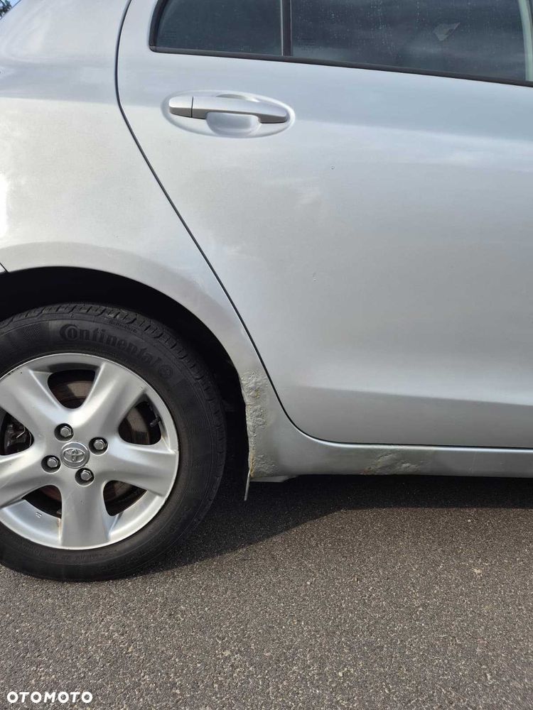 Toyota Yaris - 7