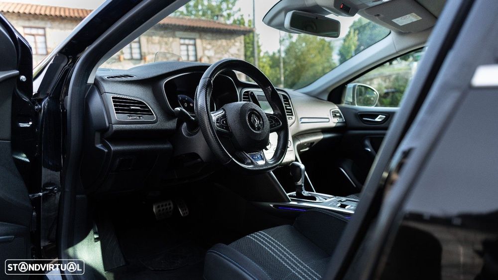 Renault Mégane Sport Tourer 1.6 dCi GT EDC - 9