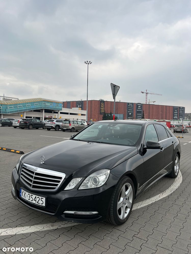 Mercedes-Benz Klasa E 220 CDI BlueEff - 1