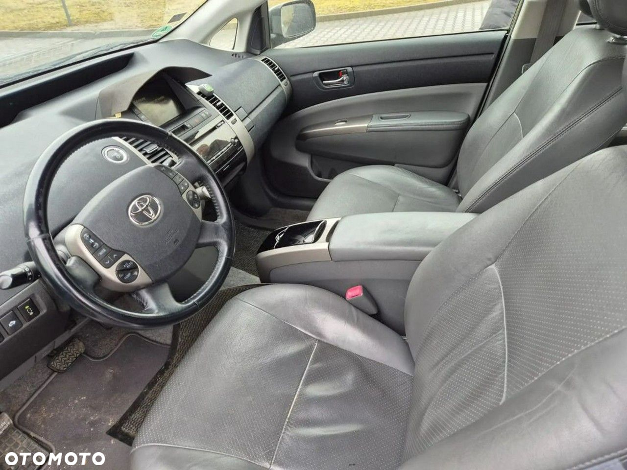 Toyota Prius - 9