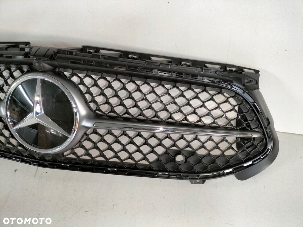 atrapa kratka grill mercedes a klasa w177 lift 22- - 3