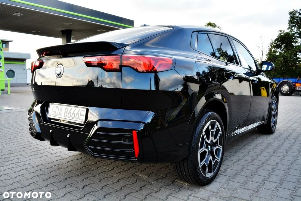 BMW X2 xDrive20i Advantage Plus - 22