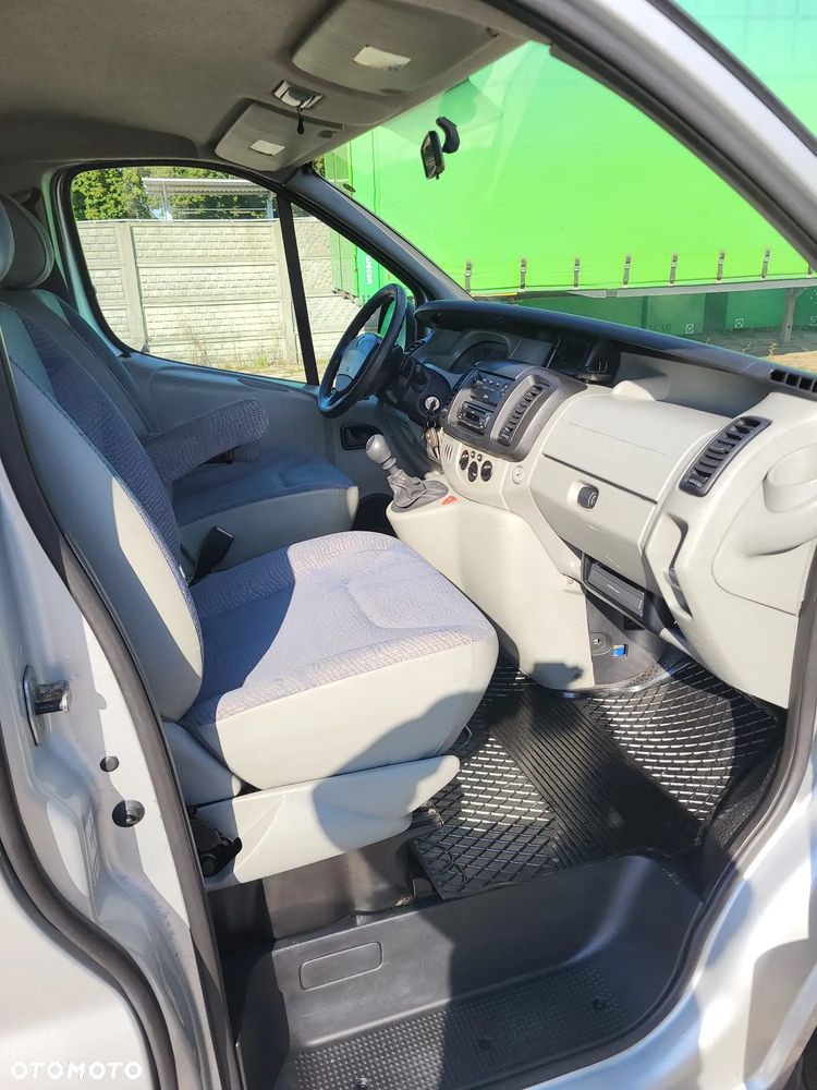Renault TRAFIC - 15