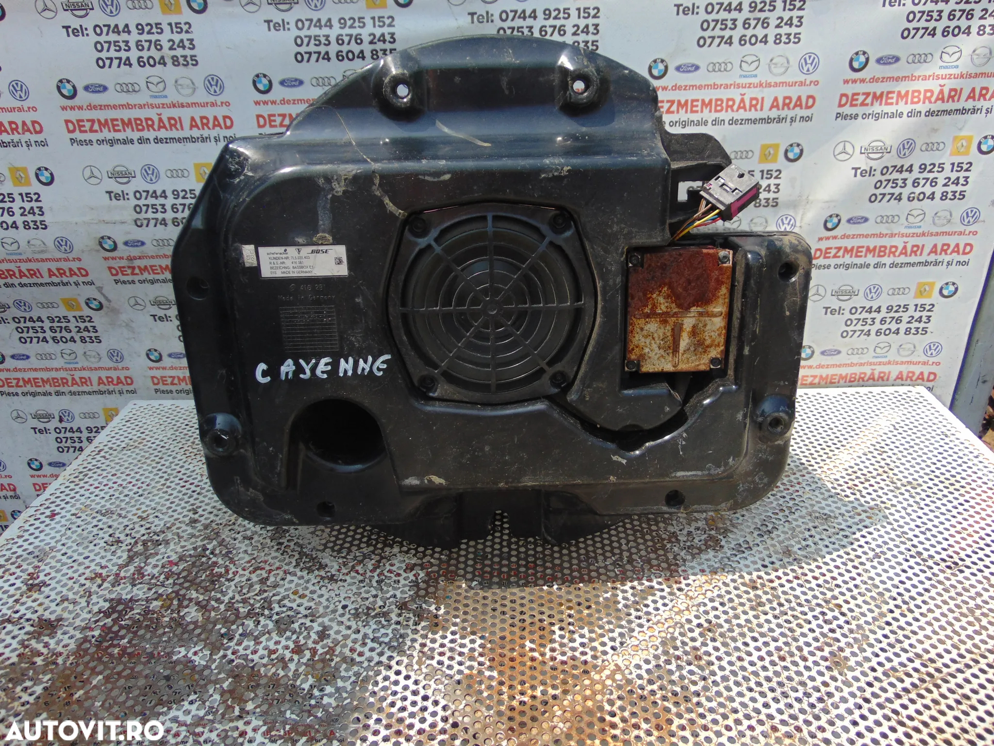Subwoofer Porsche Cayenne cod 7l5035403 bose - 4