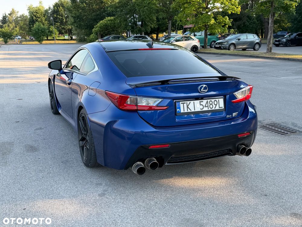 Lexus RC F Carbon - 29