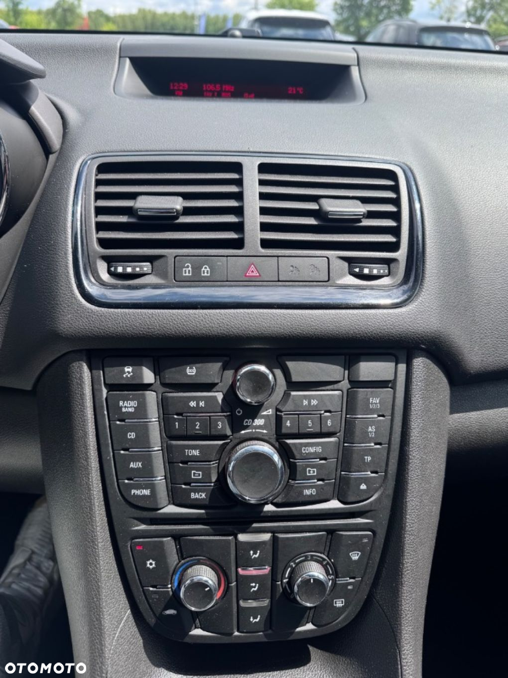 Opel Meriva - 22