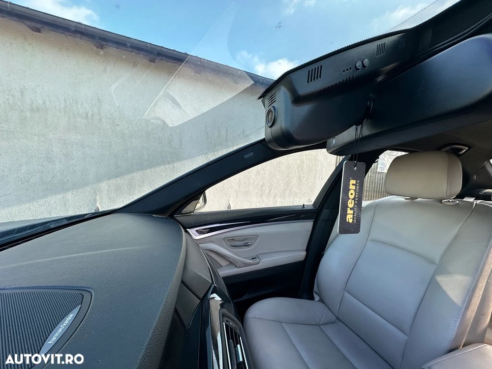 BMW Seria 5 520d Efficient Dynamics Edition - 22