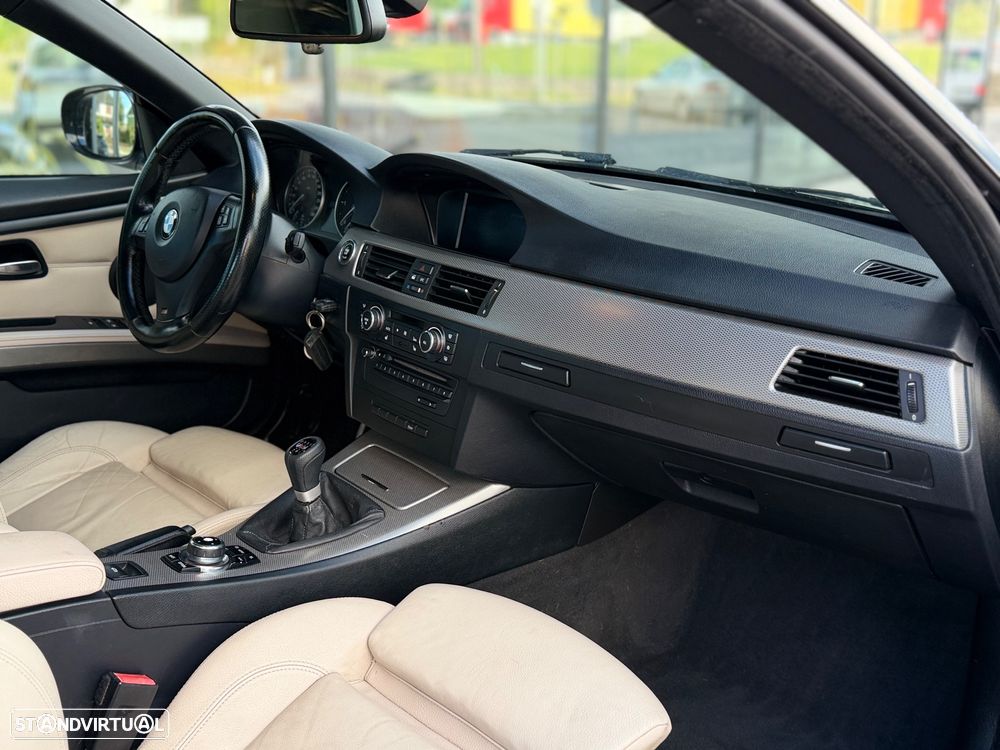 BMW 320 d Cabrio Intense - 10