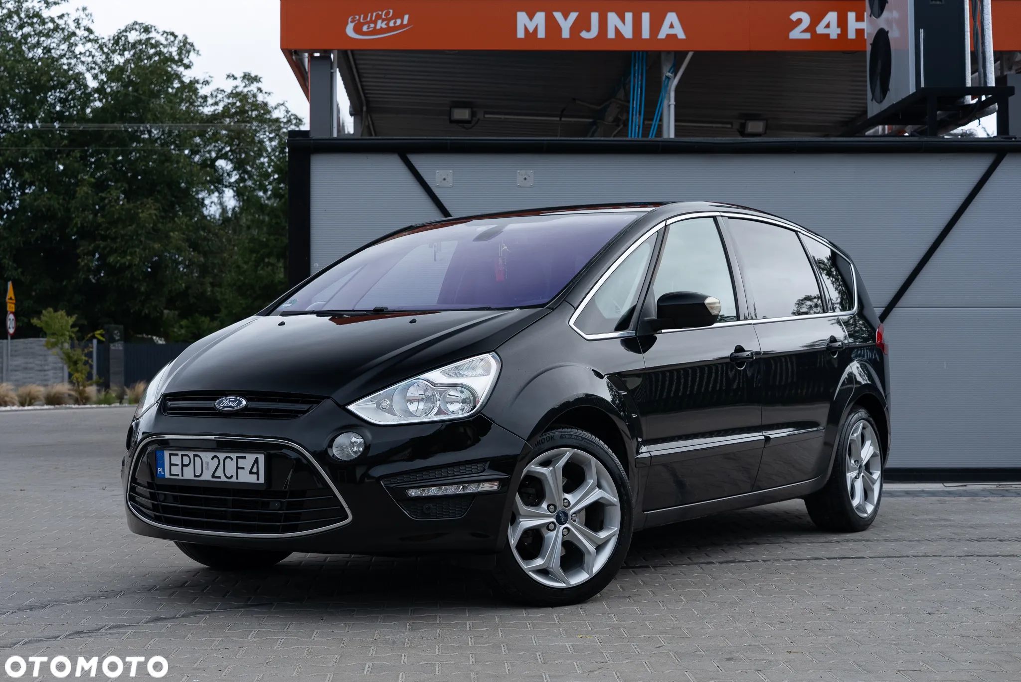Ford S-Max 2.0 TDCi DPF Titanium - 1