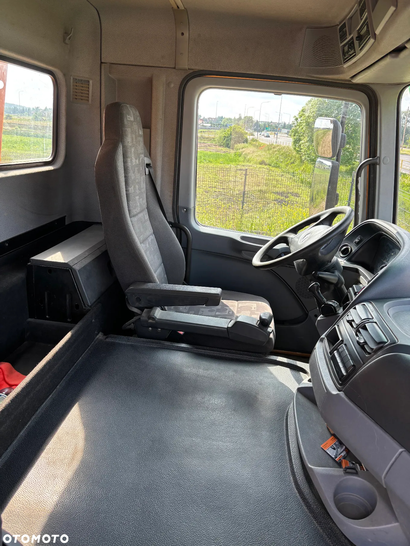 Mercedes-Benz Actros - 11
