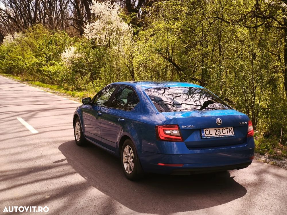 Skoda Octavia 1.6 TDI Style - 9