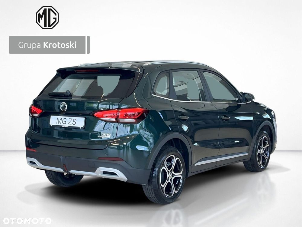 MG ZS Hybrid+ - 5