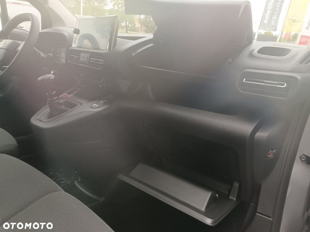 Opel COMBO - 24