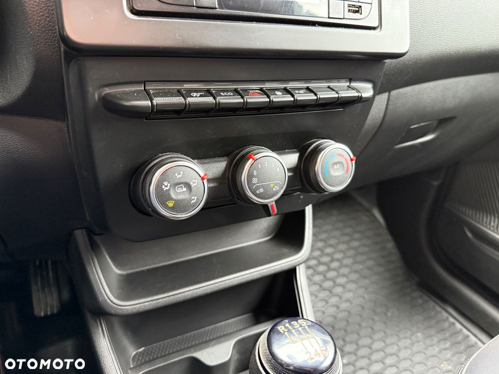 Renault Express - 15