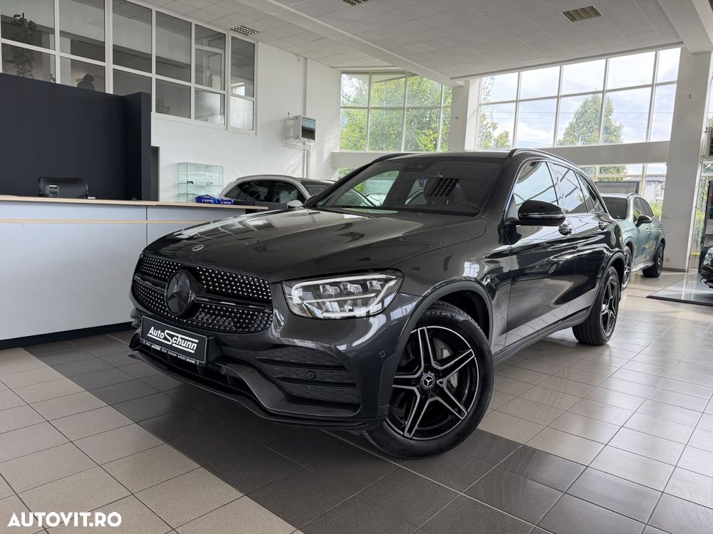 Mercedes-Benz GLC 200 4MATIC 9G-TRONIC AMG Line - 2