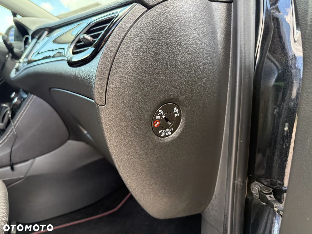 Opel Astra 1.4 Turbo Start/Stop Innovation - 28