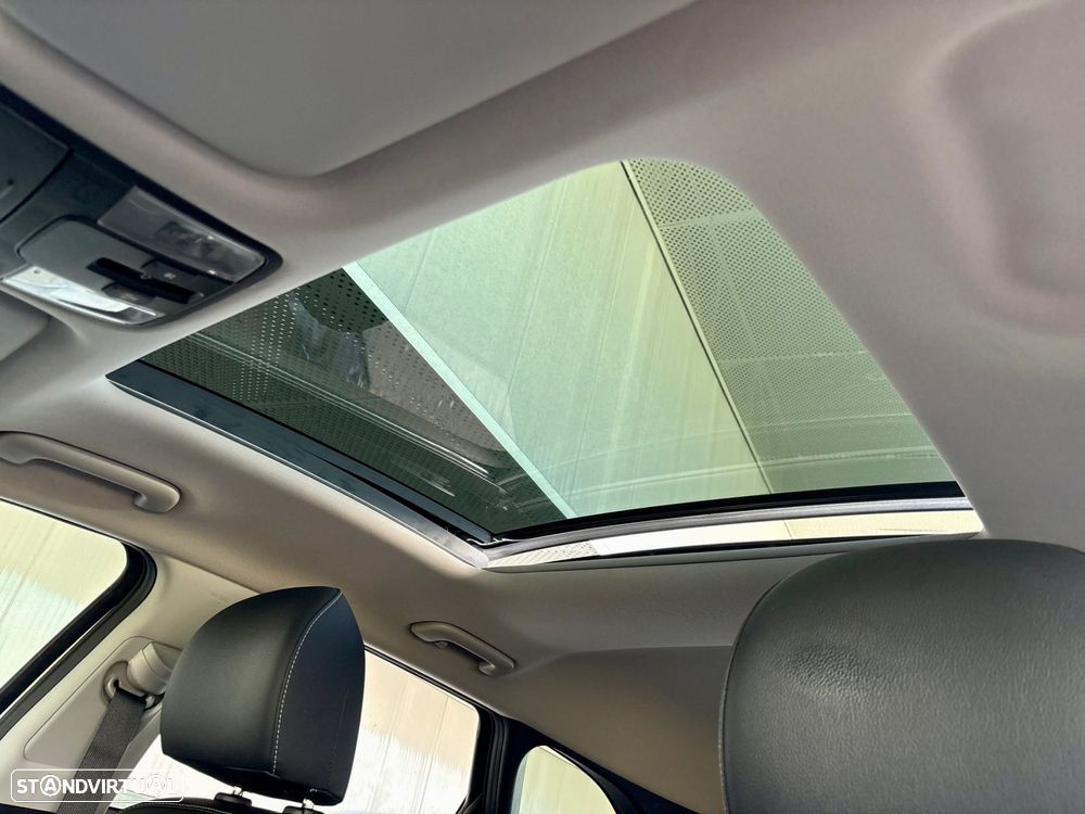 Kia Ceed SW 1.6 CRDi TX+SRF - 13