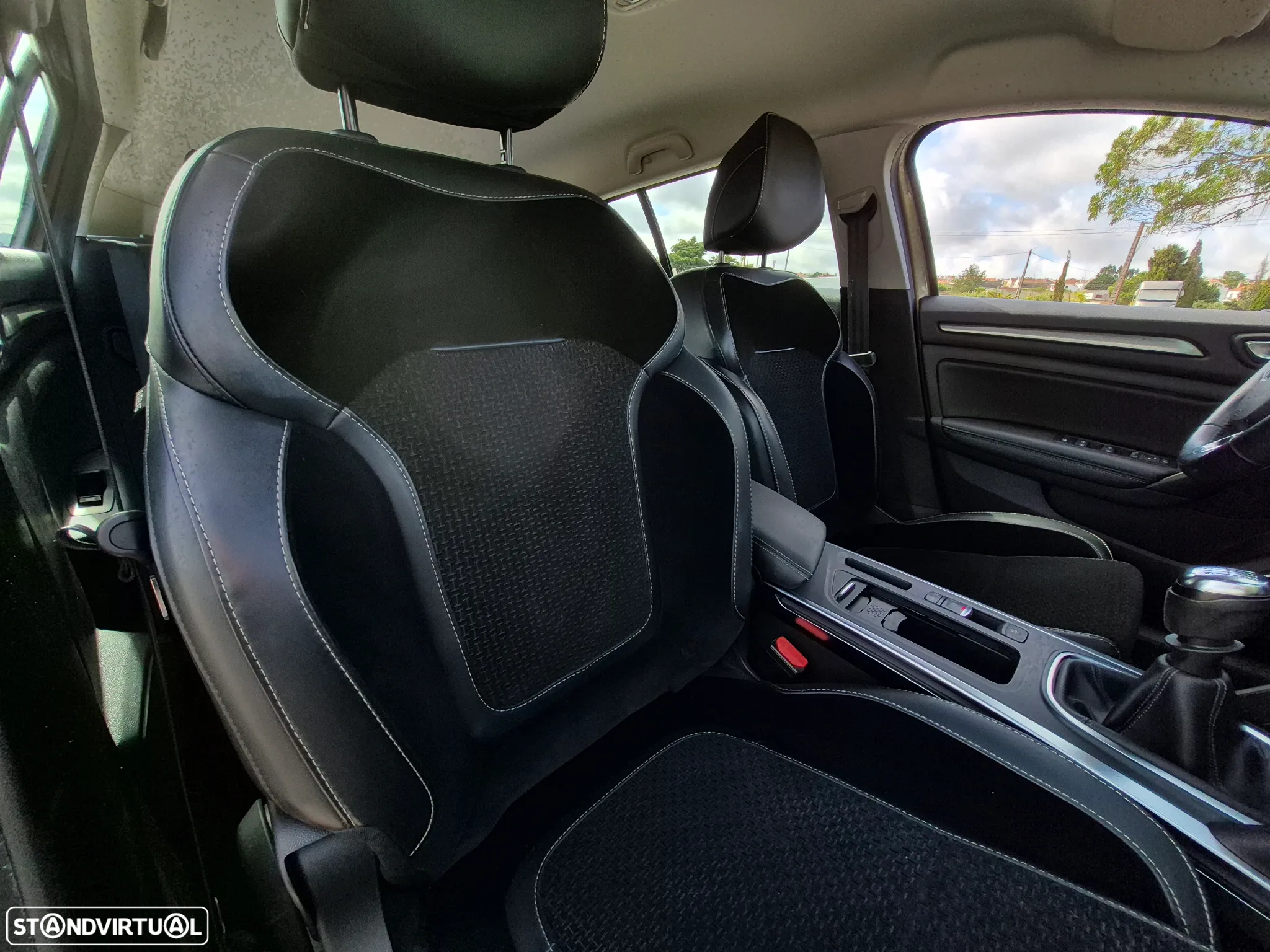 Renault Mégane Sport Tourer 1.2 TCE Intens - 22