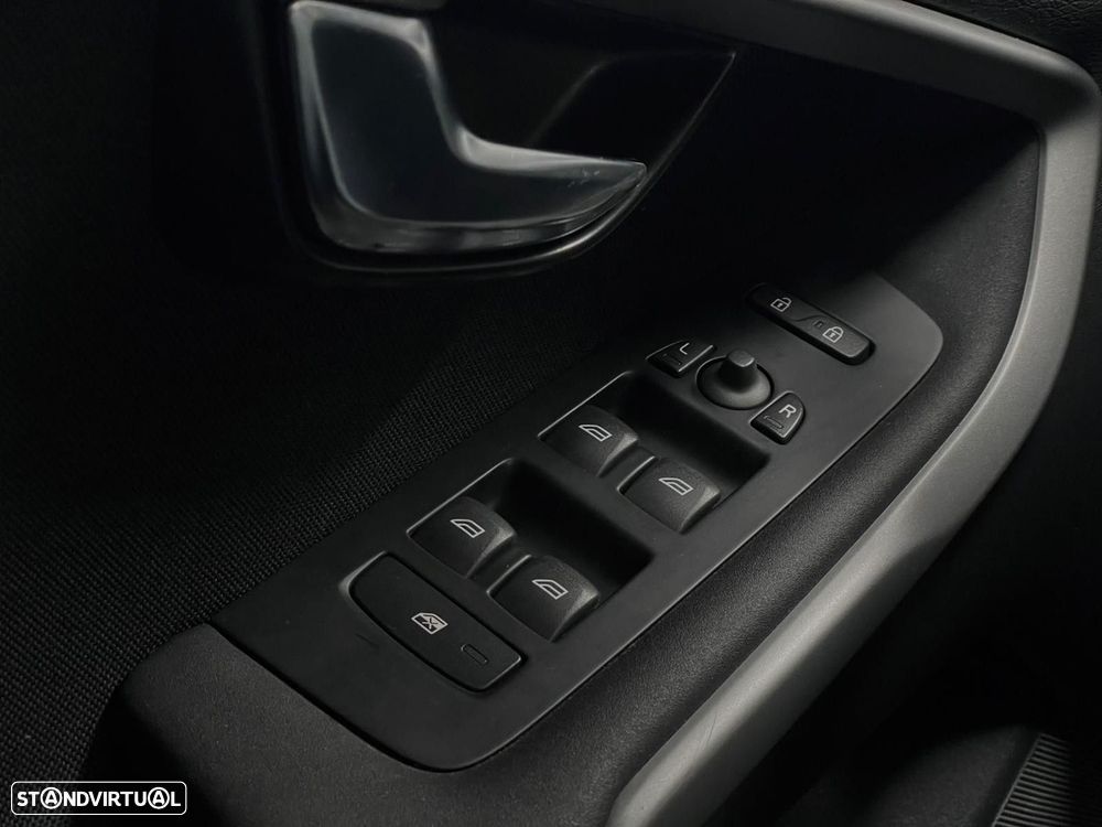 Volvo V40 1.6 D2 Eco Momentum - 9