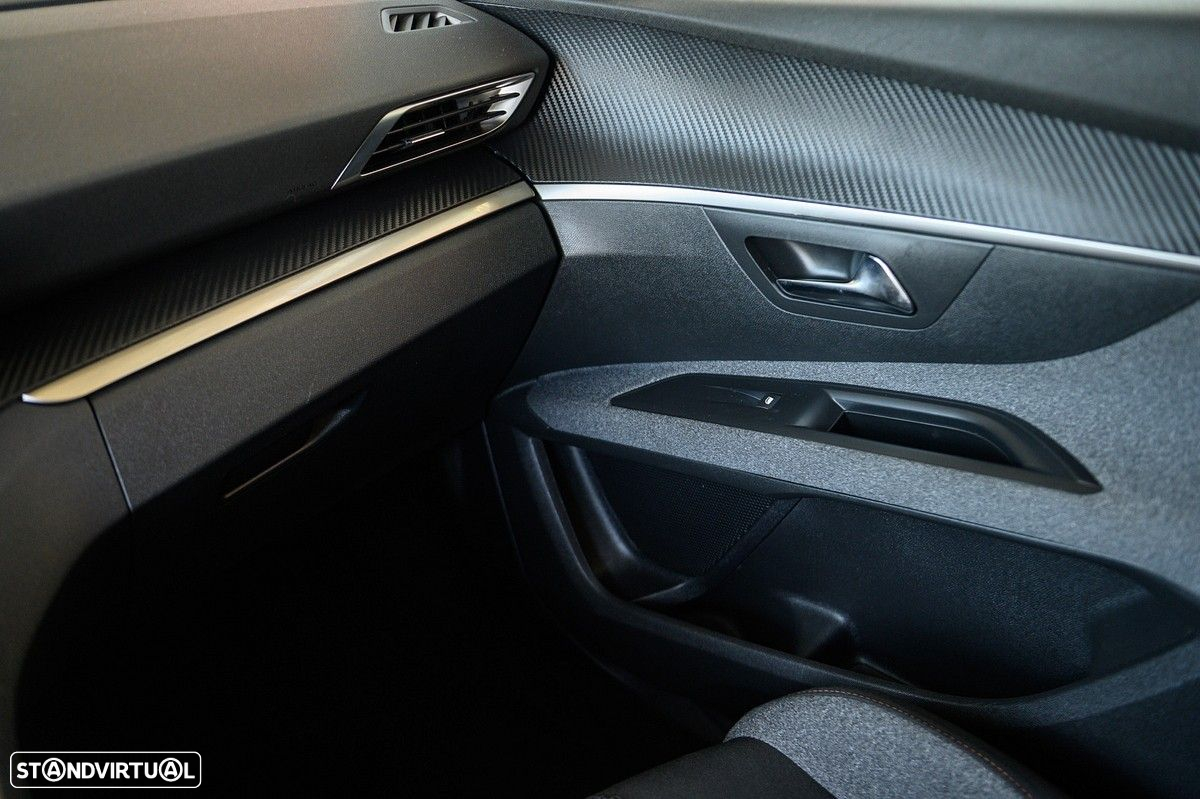 Peugeot 5008 1.2 PureTech Active - 56