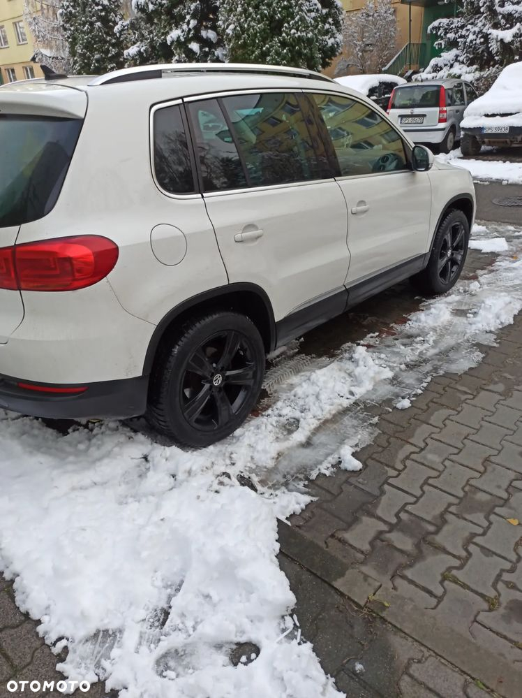 Volkswagen Tiguan - 15