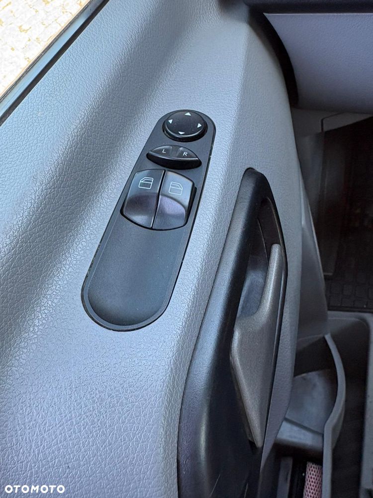 Volkswagen CRAFTER - 17