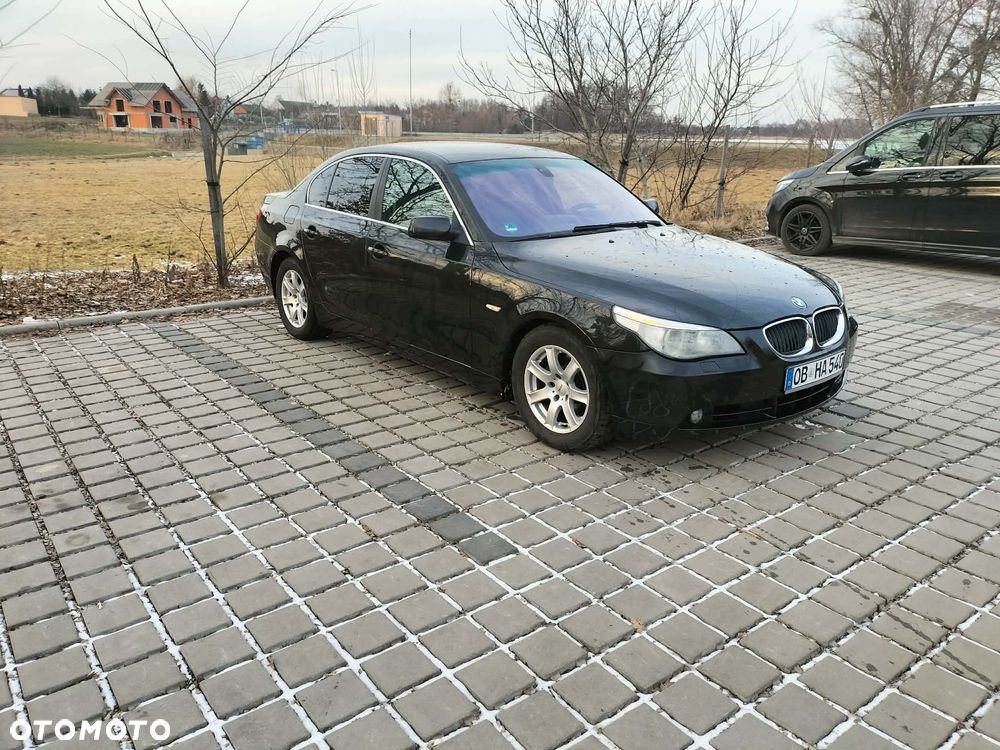 BMW Seria 5 525d - 5